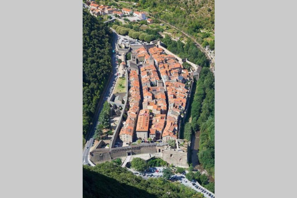 Les Maisons Du Conflent, Maisons Familiales En Pierre Au Coeur Des Remparts Villefranche-de-Conflent Dış mekan fotoğraf